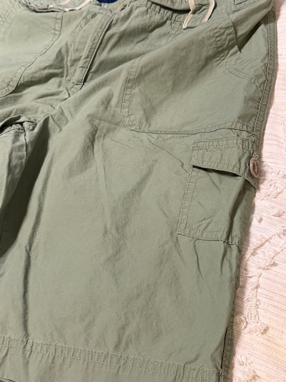 Light Olive Cargo Shorts - Picture 4 of 6